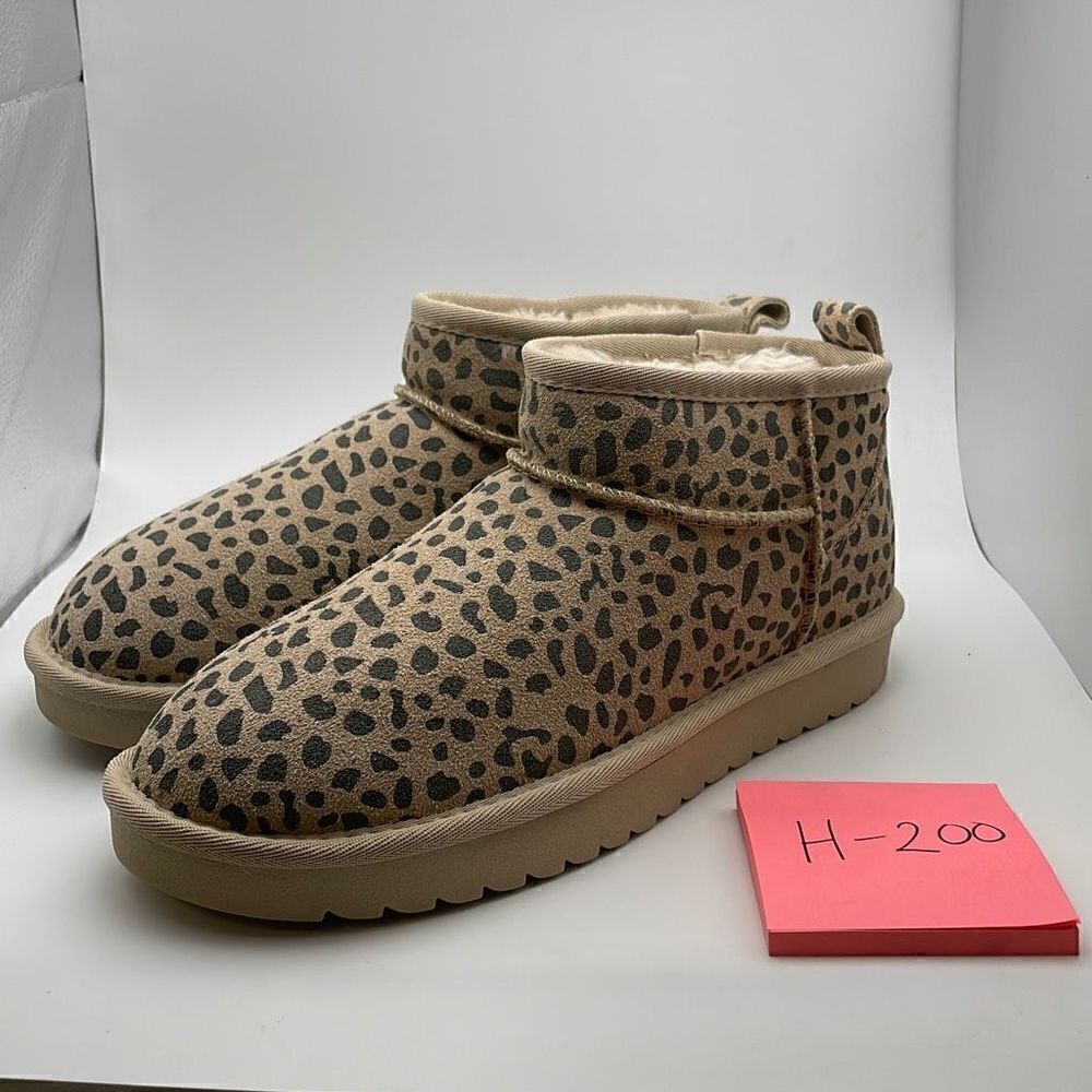 Cushionaire Women's Pull On Boot +Memory Foam 9 T… - image 3